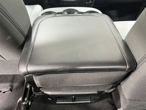 Used 2023 RAM 1500 Classic SLT image 20