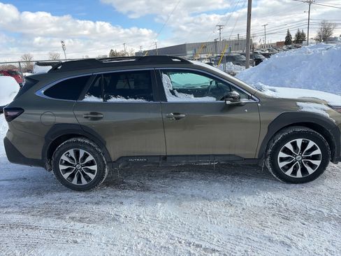 Used 2023 Subaru Outback Limited image 5