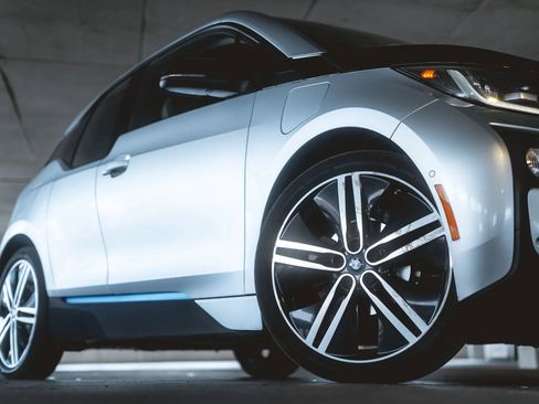 Used 2015 BMW i3 w/ Range Extender image 9