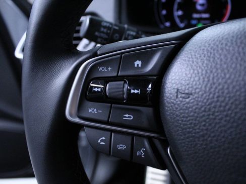 Used 2019 Honda Accord Sport image 19