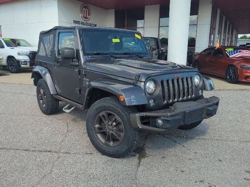 Certified 2017 Jeep Wrangler Sahara AWD/4WD image 4