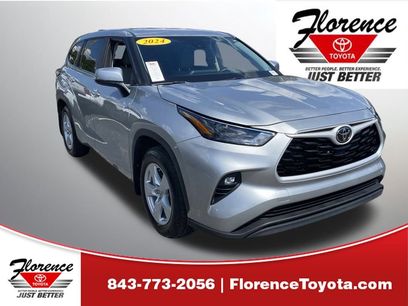 Used 2024 Toyota Highlander LE