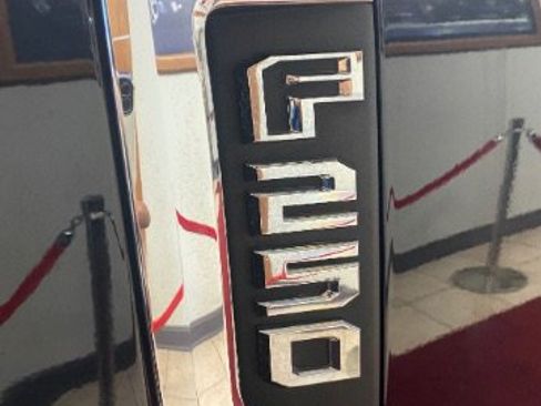 Used 2018 Ford F250 Platinum w/ Platinum Ultimate Package image 29