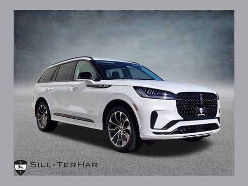 New 2026 Lincoln Aviator AWD w/ Jet Appearance Package image 1