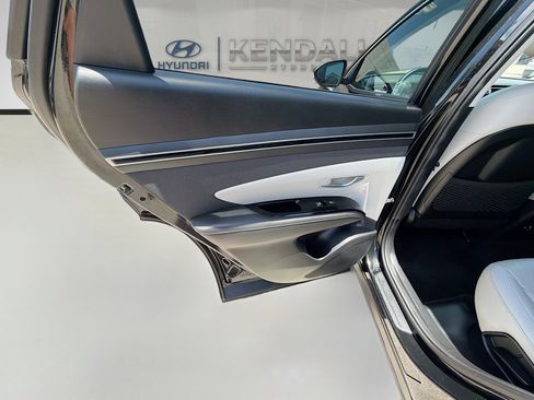 Used 2024 Hyundai Tucson Limited FWD image 23