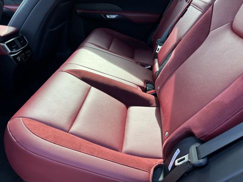 Used 2024 Lexus RX 500h F Sport image 27