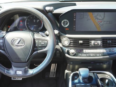 Used 2021 Lexus LS 500 F Sport w/ Dynamic Handling Package RWD image 30