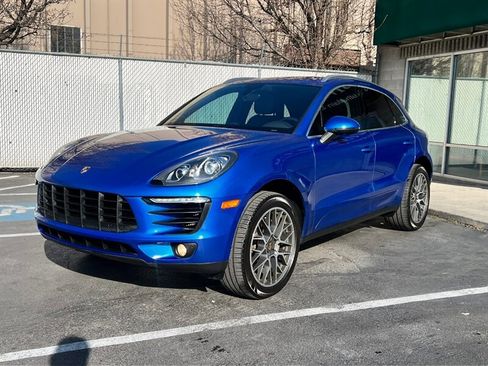 Used 2016 Porsche Macan S image 3