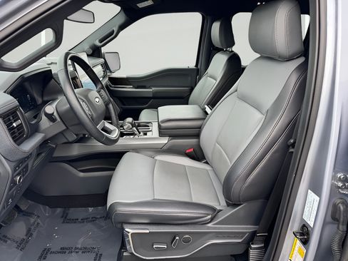 Used 2022 Ford F150 Lightning Lariat AWD/4WD image 12