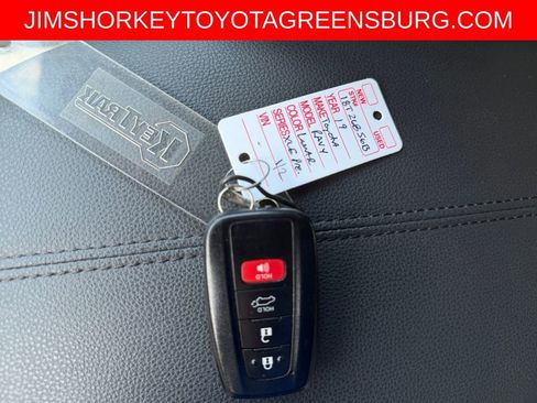 Used 2019 Toyota RAV4 XLE Premium w/ Cold Weather Package image 31