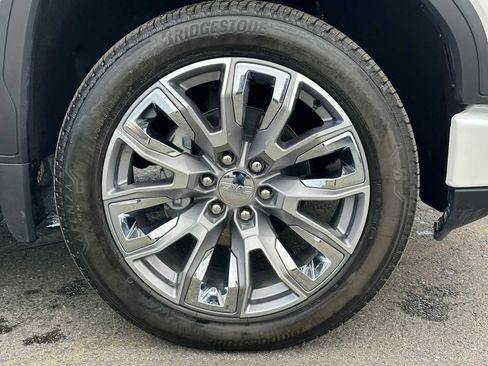 Used 2025 GMC Sierra 1500 Denali w/ Denali Reserve Package image 9