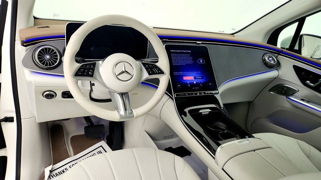 Used 2025 Mercedes-Benz EQE 350+ SUV image 12