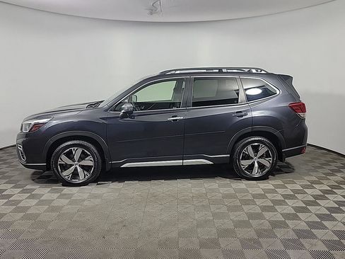 Used 2019 Subaru Forester Touring image 12