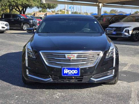 Used 2018 Cadillac CT6 Platinum image 2