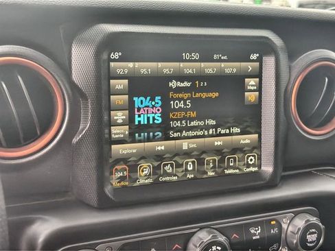 Used 2023 Jeep Gladiator Mojave w/ LED Lighting Group AWD/4WD image 13