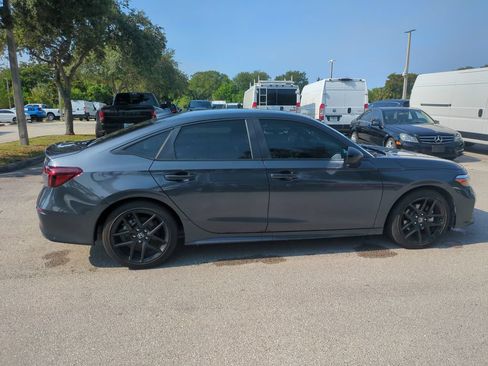 Used 2025 Honda Civic Sport image 5