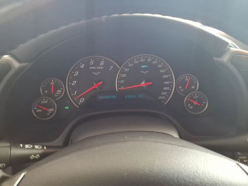 Used 2007 Chevrolet Corvette Coupe image 15