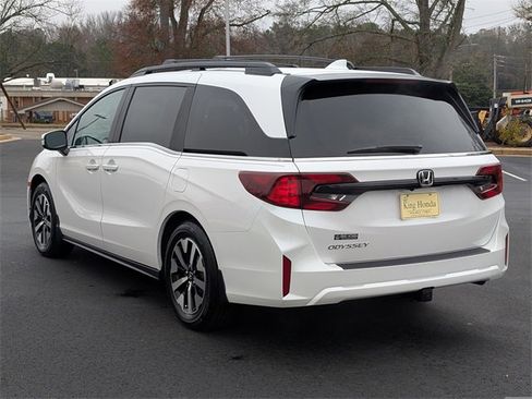 New 2026 Honda Odyssey EX-L image 8