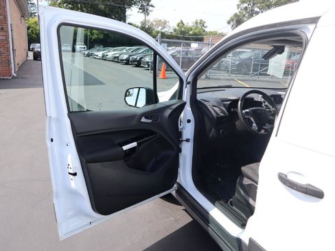 Used 2018 Ford Transit Connect XLT FWD image 17
