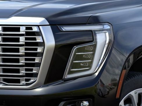 New 2026 GMC Yukon XL Denali w/ Sun & Power Step Package AWD/4WD image 10