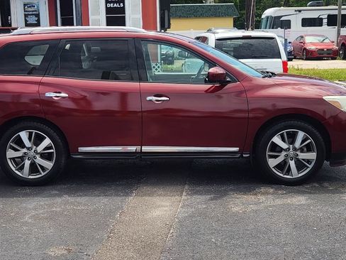 Used 2016 Nissan Pathfinder Platinum FWD image 7
