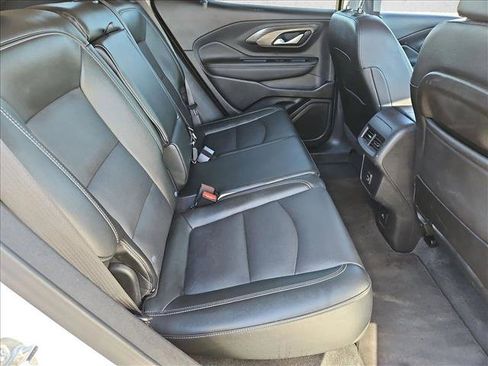 Used 2024 GMC Terrain SLT FWD image 20