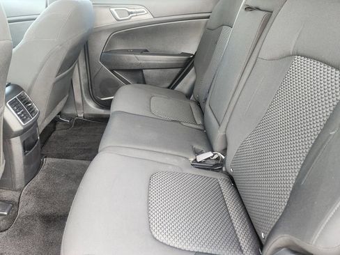 Certified 2023 Kia Sportage LX image 11