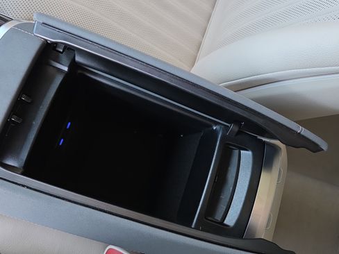 Certified 2023 Mercedes-Benz EQS 450+ Sedan image 31