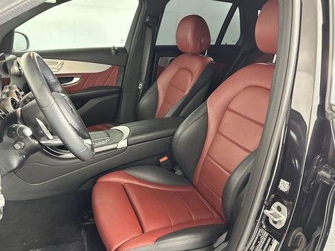 Used 2022 Mercedes-Benz GLC 300 w/ AMG Line image 11