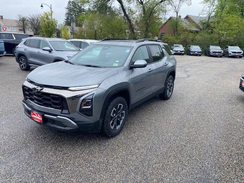 New 2026 Chevrolet Equinox ACTIV AWD/4WD image 3