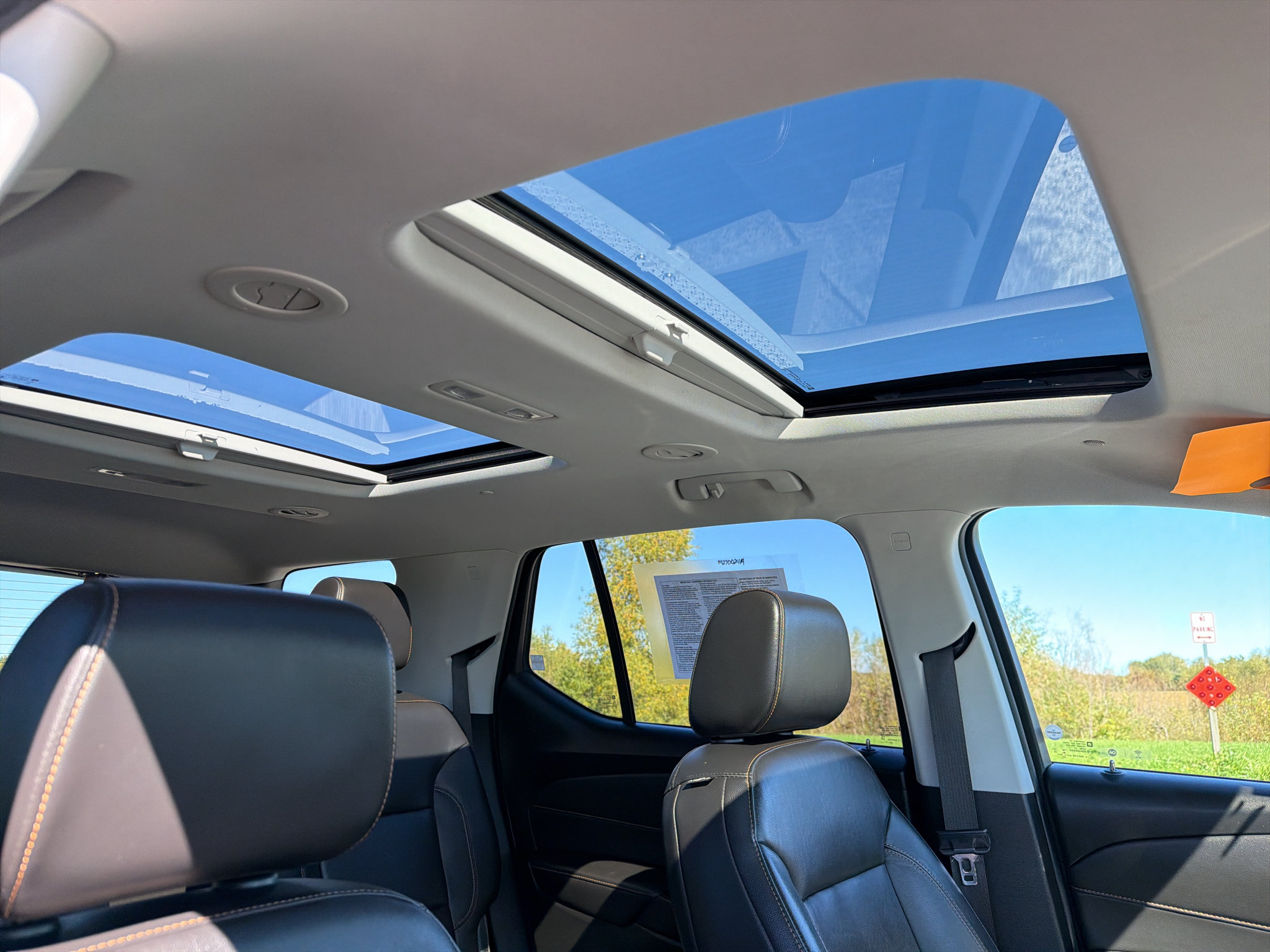Used 2020 Chevrolet Traverse LT w/ LT Premium Package AWD/4WD image 30
