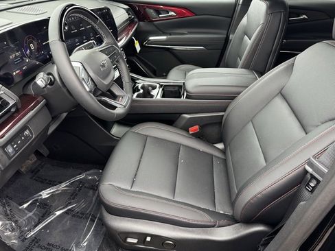 New 2026 Chevrolet Traverse Z71 w/ Enhanced Driving Package image 5