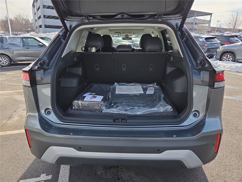 New 2026 Volkswagen Tiguan SE image 5