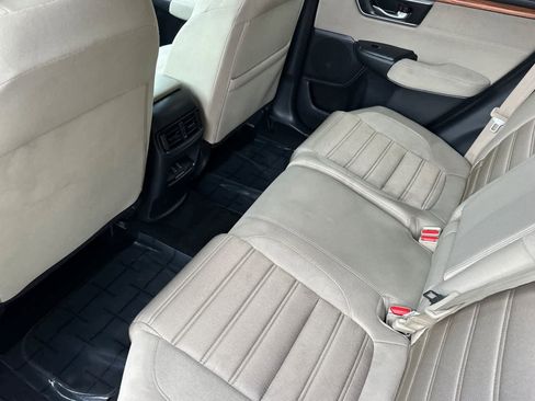 Used 2019 Honda CR-V EX image 4