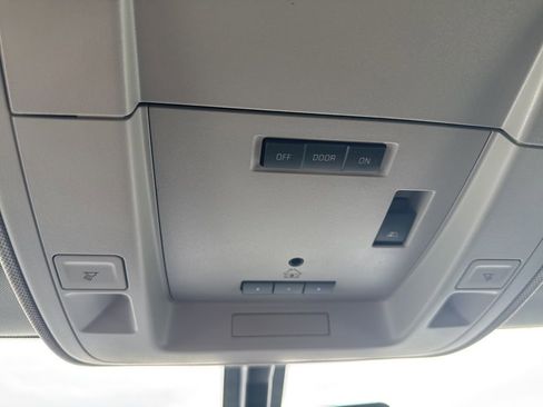 Used 2016 Chevrolet Silverado 3500 LTZ image 14