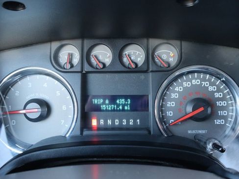 Used 2010 Ford F150 XLT image 33