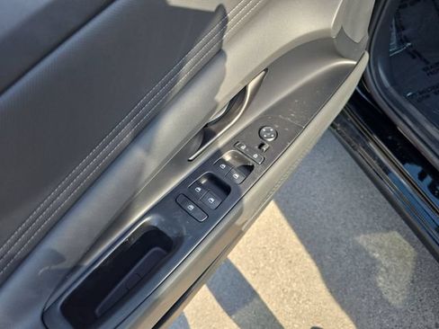 New 2026 Hyundai Elantra SEL Sport FWD image 11