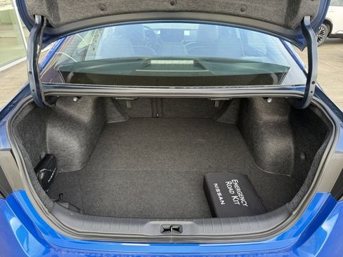 Used 2025 Nissan Altima 2.5 SR w/ SR Premium Package image 10