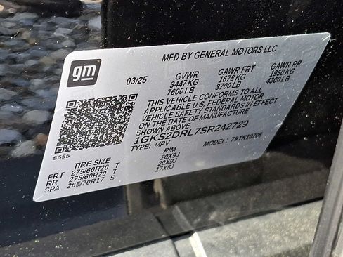 Used 2025 GMC Yukon Denali AWD/4WD image 25