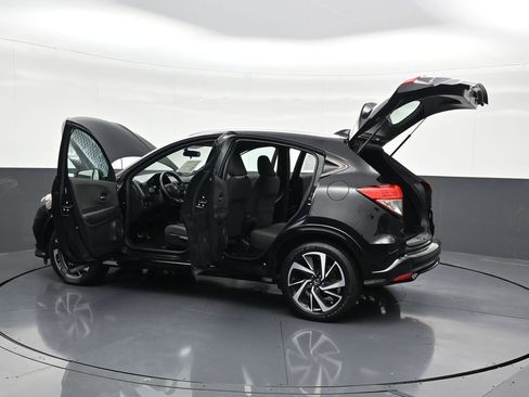 Used 2019 Honda HR-V Sport image 38