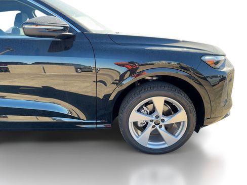 New 2025 Audi Q5 Premium Plus image 12