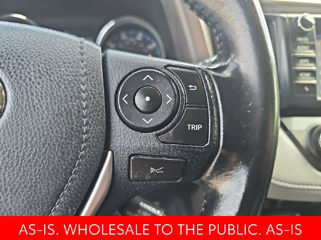 Used 2018 Toyota RAV4 Limited FWD image 18