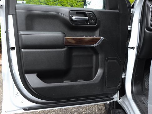 Used 2020 GMC Sierra 1500 SLT image 14