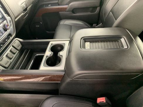 Used 2018 GMC Sierra 1500 SLT w/ SLT Premium Package AWD/4WD image 29