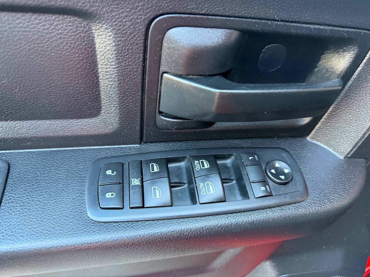 Used 2016 RAM 1500 Express w/ Popular Equipment Group AWD/4WD image 20