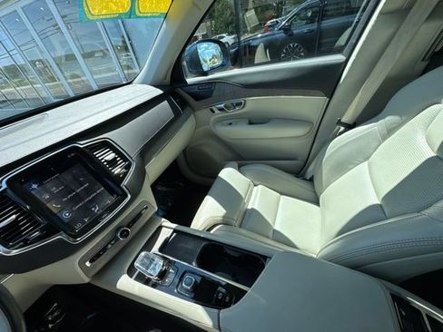 Used 2022 Volvo XC90 T8 Inscription w/ Advanced Package AWD/4WD image 22