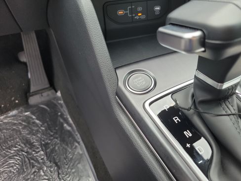 New 2026 Kia Sportage LX FWD image 20