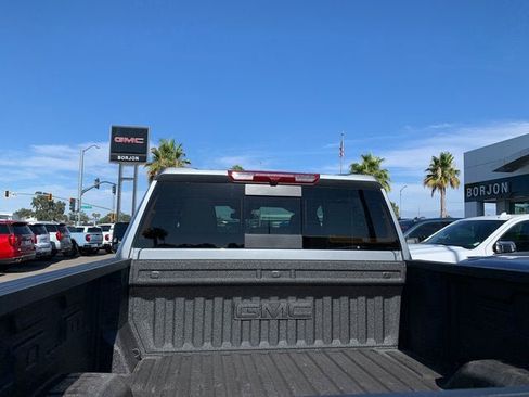 New 2025 GMC Sierra 3500 SLT w/ SLT Premium Package image 8