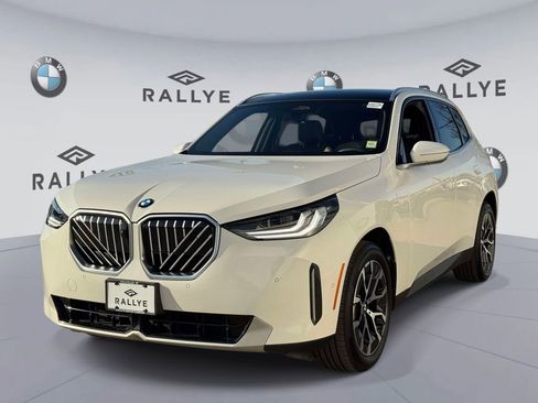 Certified 2025 BMW X3 xDrive30i w/ Premium Package image 3