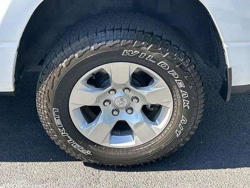 Used 2023 RAM 1500 Big Horn AWD/4WD image 15